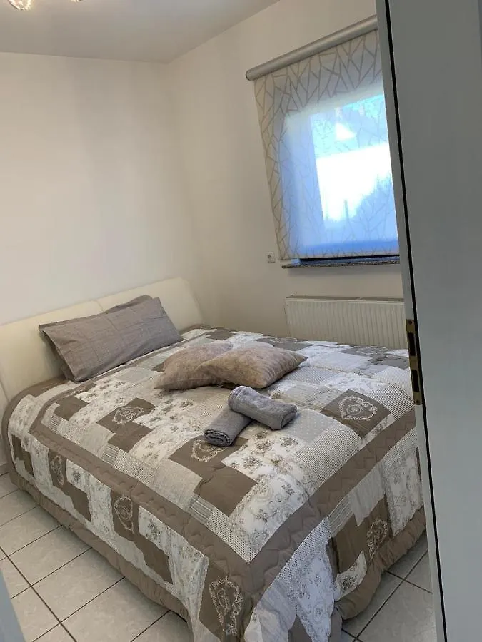 Vida Real Estate Feucht Appartement